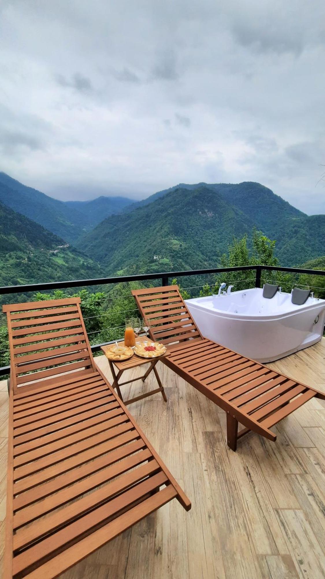 Unique Boutique Hotel Near Batumi Zeda Chkhutuneti Eksteriør billede